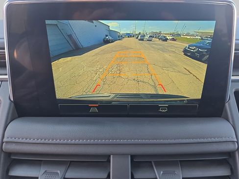 Used 2024 GMC Yukon SLE image 26