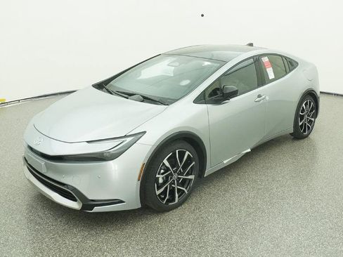 New 2026 Toyota Prius Plug-In Hybrid FWD image 29