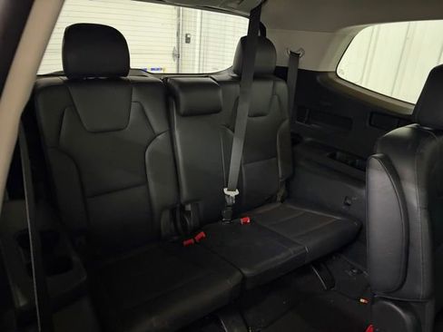Used 2022 Kia Telluride EX w/ EX Premium Package FWD image 13