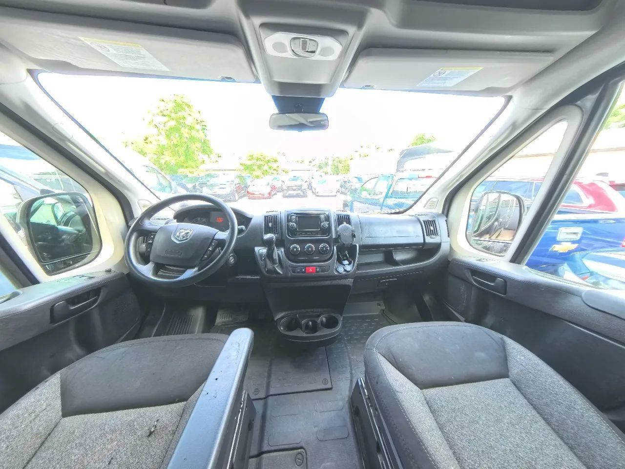 Used 2017 RAM ProMaster 2500 w/ Premium Appearance Group FWD image 24