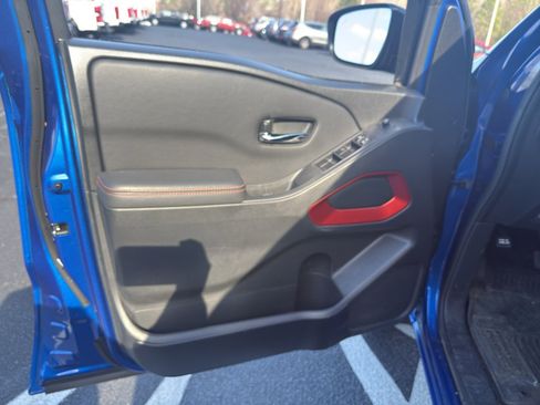 Used 2024 Nissan Frontier PRO-4X w/ Technology Package image 14