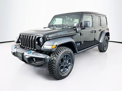 Used 2023 Jeep Wrangler Unlimited w/ Sun & Screen Package AWD/4WD image 3