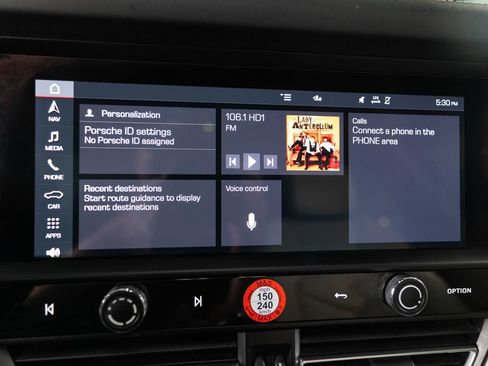 Certified 2023 Porsche Macan S AWD/4WD image 29