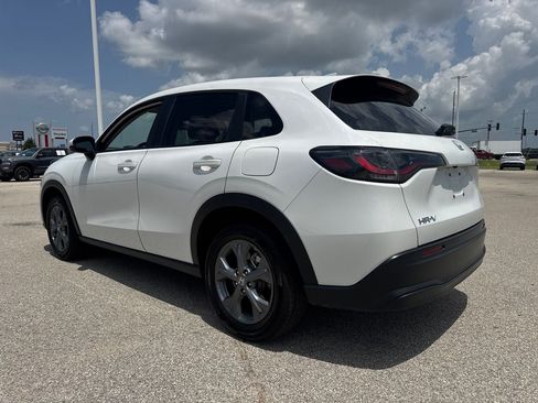 Used 2026 Honda HR-V LX image 4