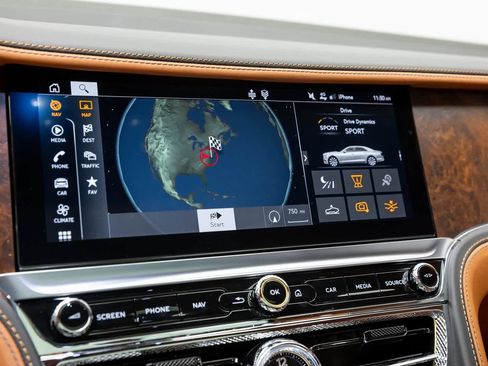 Used 2023 Bentley Flying Spur W12 image 20