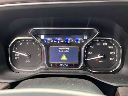 Used 2021 GMC Yukon Denali w/ Denali Premium Package image 20