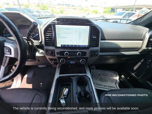Used 2022 Ford F250 Lariat w/ Black Appearance Package AWD/4WD image 17