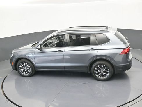 Used 2021 Volkswagen Tiguan S image 43