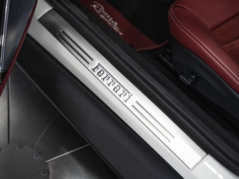 Used 2026 Ferrari Roma Spider RWD image 27