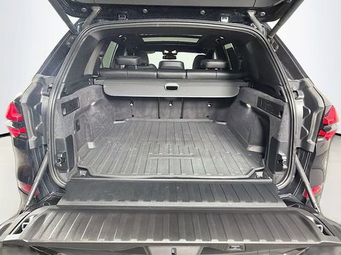Used 2024 BMW X5 sDrive40i w/ M Sport Package RWD image 31