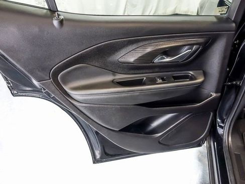 Certified 2024 GMC Terrain SLT image 26