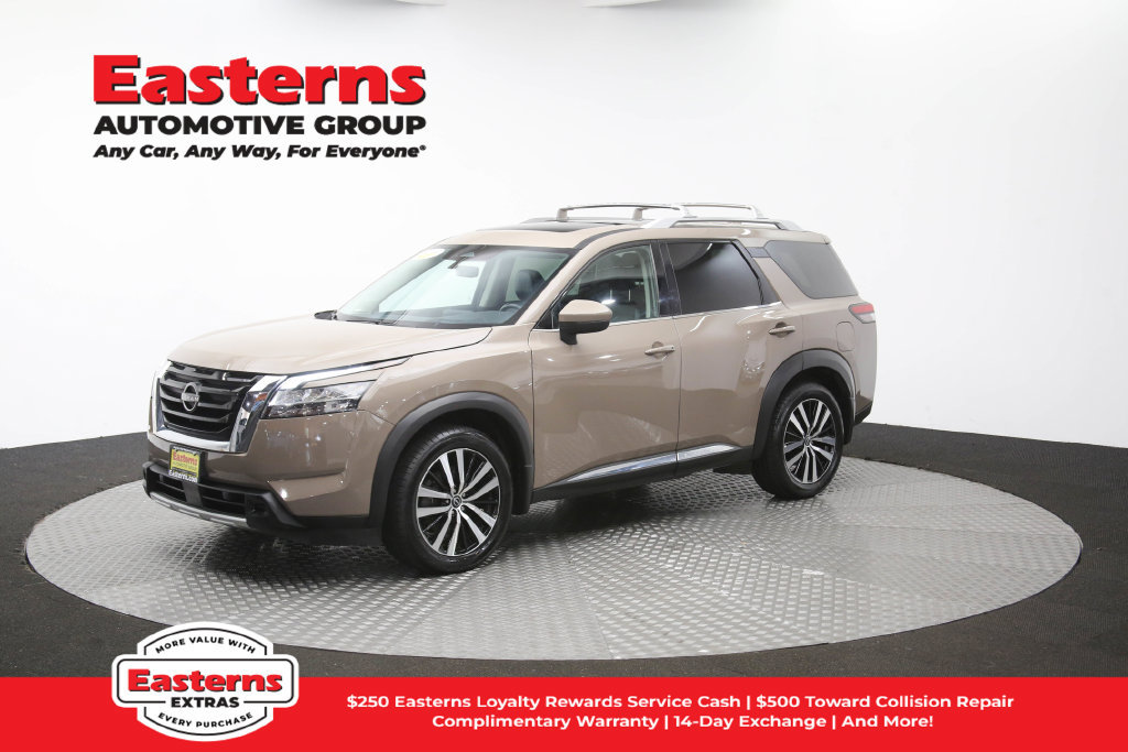 Used 2023 Nissan Pathfinder Platinum w/ Cargo Package AWD/4WD image 60