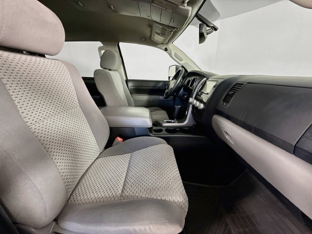 Used 2013 Toyota Tundra 4x4 CrewMax w/ TRD Off-Road Pkg image 27
