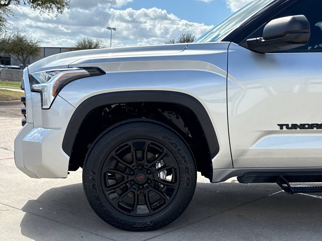Used 2023 Toyota Tundra SR5 RWD image 3