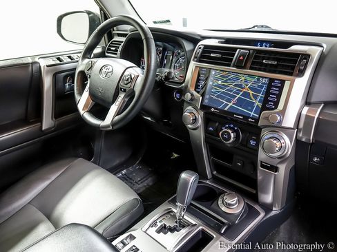 Used 2024 Toyota 4Runner SR5 Premium image 24