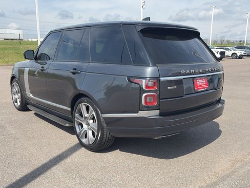 Used 2019 Land Rover Range Rover Supercharged image 3