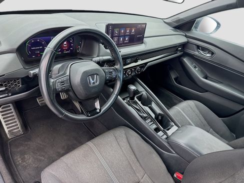 Used 2024 Honda Accord Sport image 7