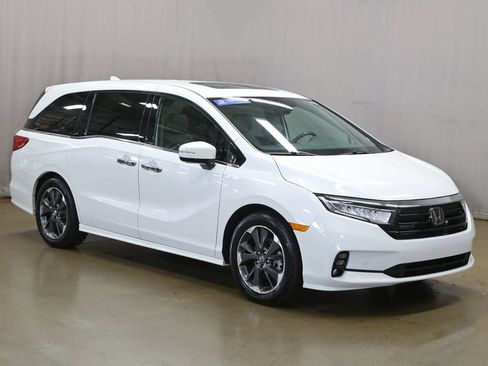 Certified 2023 Honda Odyssey Elite image 1