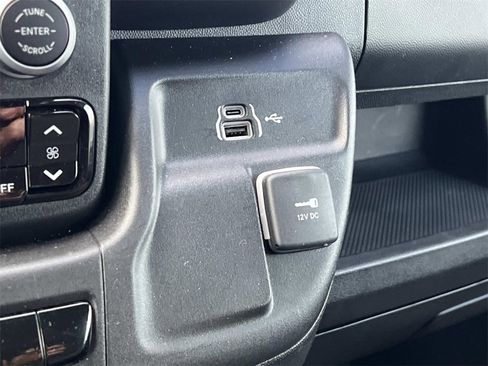 Used 2024 RAM ProMaster 1500 w/ Convenience Group image 20