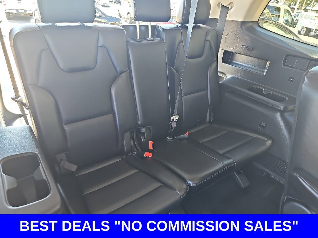 Used 2025 Kia Telluride S FWD image 12