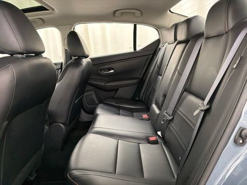 Used 2025 Nissan Sentra SR w/ SR Premium Package FWD image 25