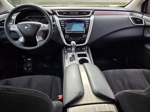 Used 2018 Nissan Murano SV image 12