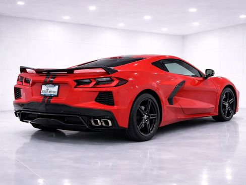 Used 2021 Chevrolet Corvette Stingray Preferred Cpe w/ Z51 Performance Package image 5