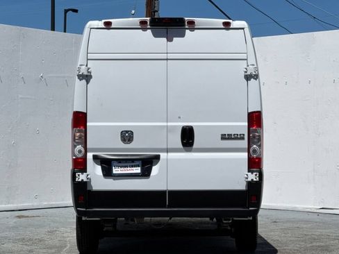 Used 2023 RAM ProMaster 2500 FWD image 4
