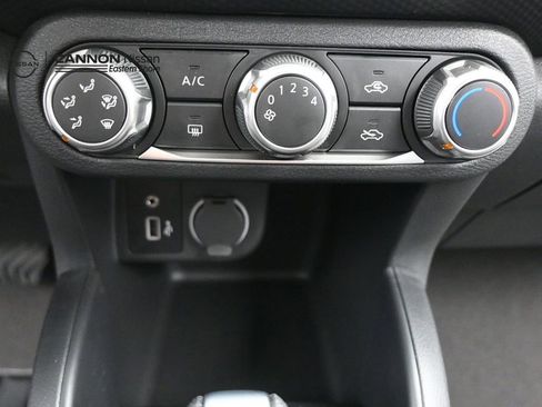New 2025 Nissan Kicks Play S FWD image 17