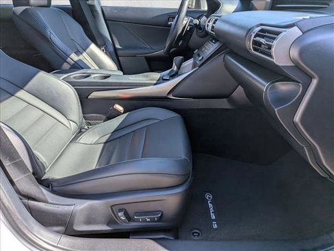Used 2016 Lexus IS 350 image 22