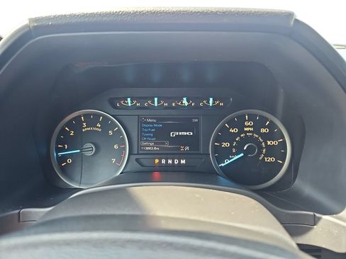 Used 2018 Ford F150 XLT w/ Equipment Group 302A Luxury AWD/4WD image 19