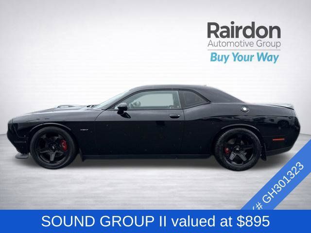 Used 2016 Dodge Challenger R/T Plus RWD image 4