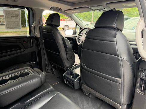Used 2023 Honda Odyssey Touring image 16