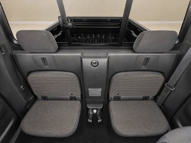 Used 2025 Nissan Frontier SV RWD image 15