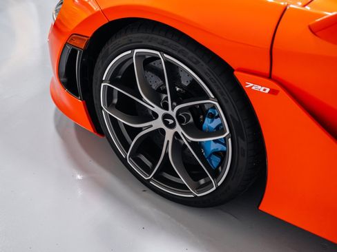 Used 2019 McLaren 720S Performance RWD image 40