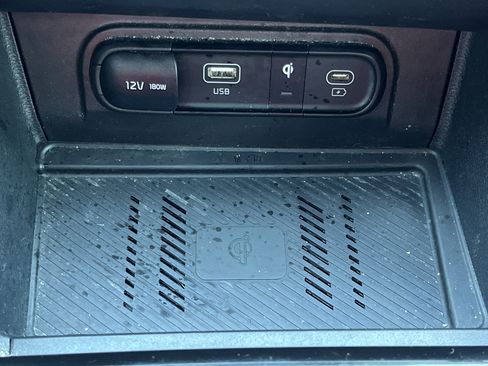 Used 2023 Kia Sportage SX image 7