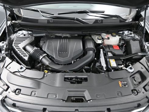 Used 2025 GMC Acadia Elevation image 41