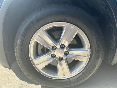 Used 2019 Chevrolet Trax LT w/ LPO, Cargo Package FWD image 23
