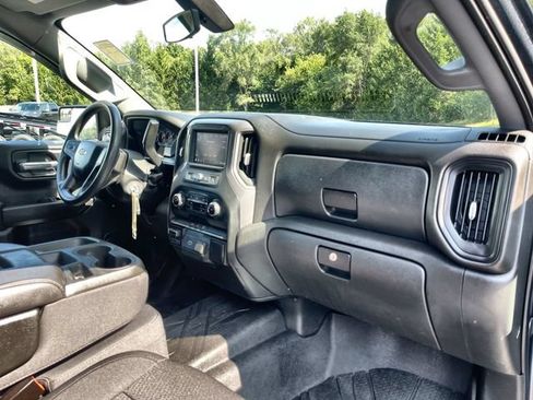 Used 2020 Chevrolet Silverado 1500 Custom w/ Custom Value Package AWD/4WD image 27