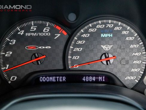 Used 2004 Chevrolet Corvette Z06 w/ Z06 Preferred Equipment Group RWD image 81