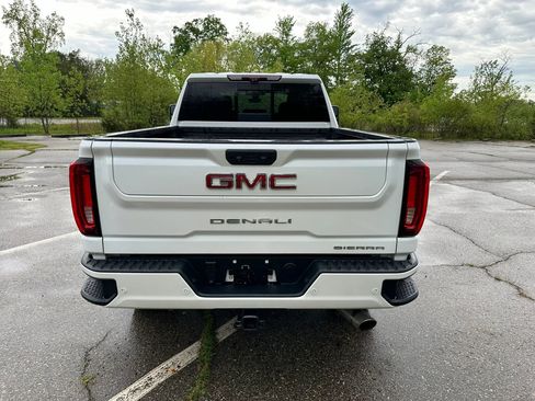 Used 2021 GMC Sierra 2500 Denali w/ Denali Ultimate Package AWD/4WD image 9