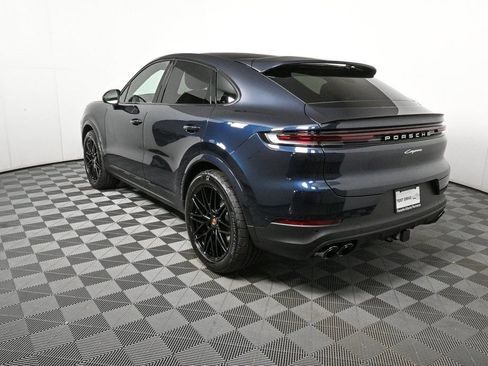 Used 2026 Porsche Cayenne Coupe AWD/4WD image 3