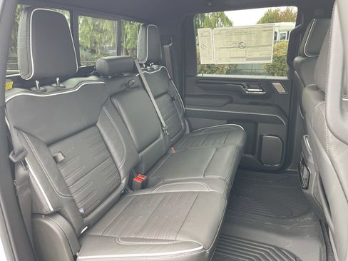 New 2025 GMC Sierra 2500 AT4X w/ AT4X AEV Edition image 64