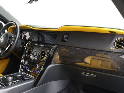 Certified 2023 Rolls-Royce Cullinan Black Badge w/ Driver's Package image 25