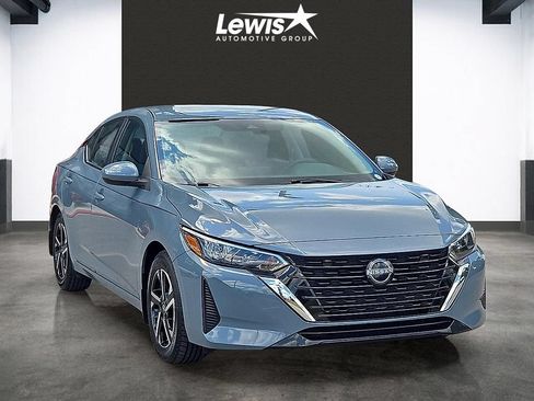Used 2024 Nissan Sentra SV w/ Trunk Package FWD image 6