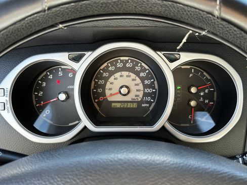 Used 2003 Toyota 4Runner Sport image 23