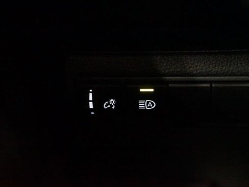 Certified 2024 Toyota Corolla LE FWD image 22