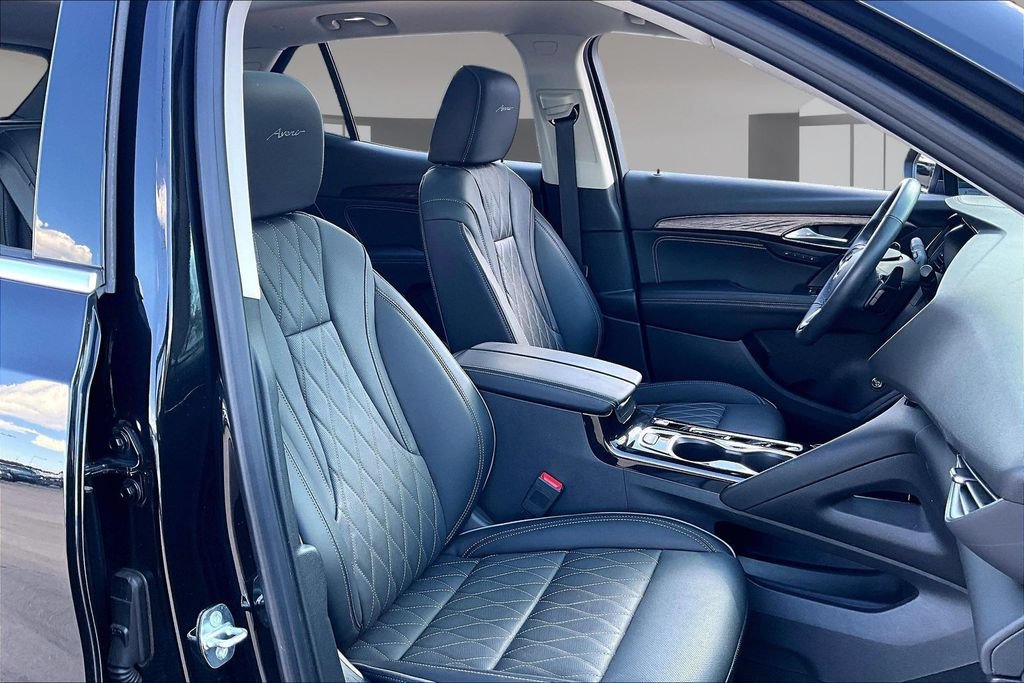 Used 2023 Buick Envision Avenir FWD image 7