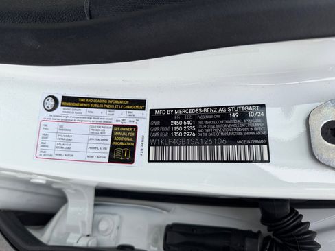 Used 2025 Mercedes-Benz E 350 Sedan image 25