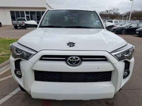Used 2022 Toyota 4Runner SR5 image 9